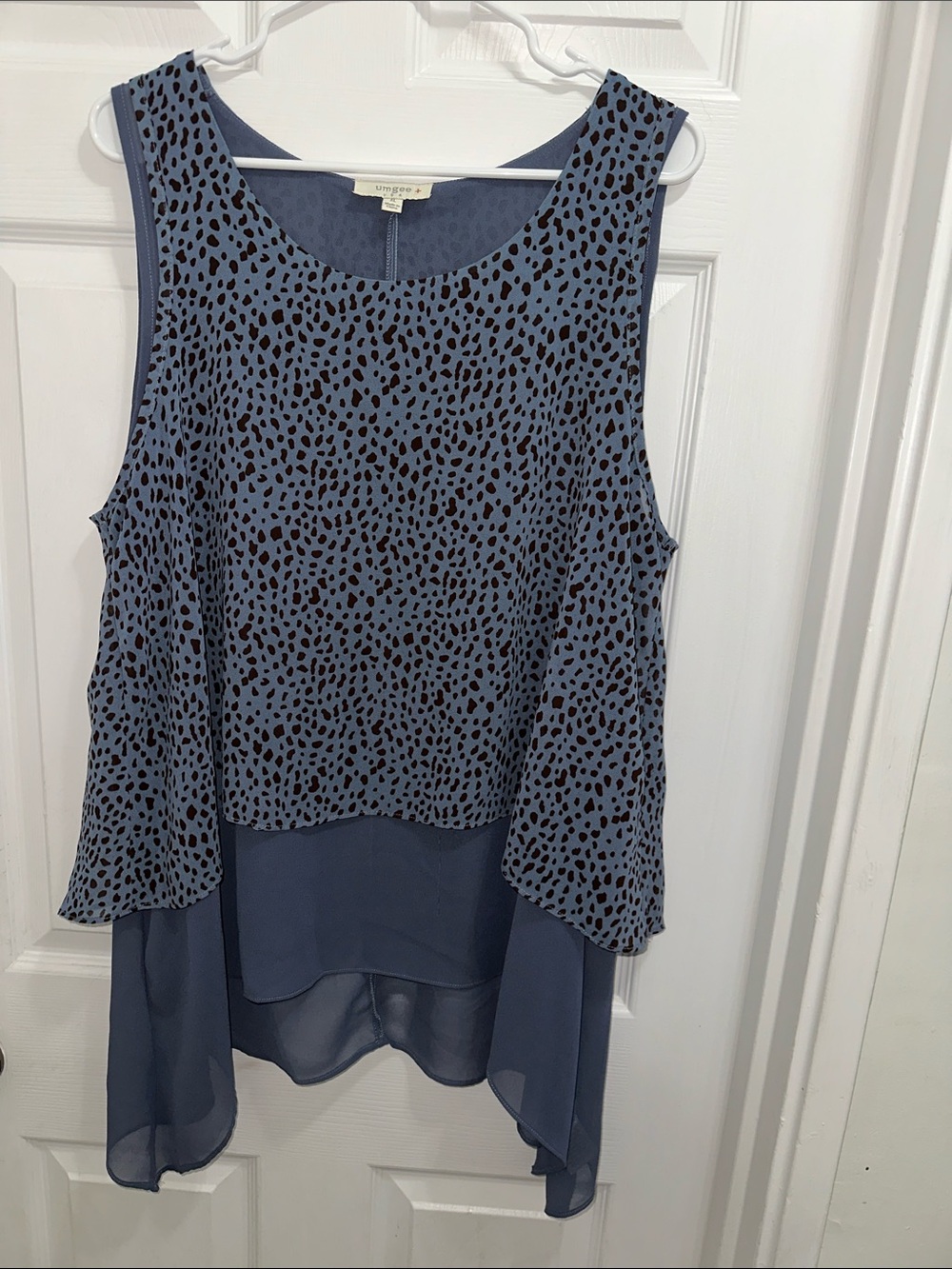 Umgee Blue and Brown Animal Print Sleeveless Top
